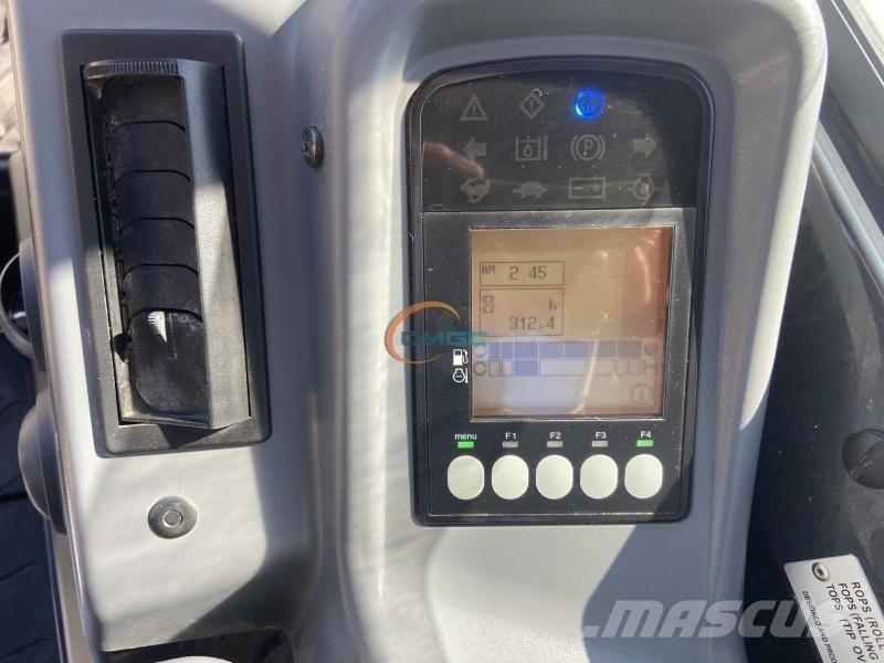Yanmar VIO38-6 Bageri točkaši