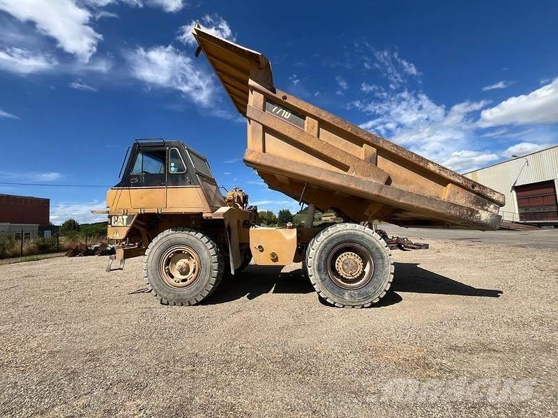 CAT 771D Kruti damperi