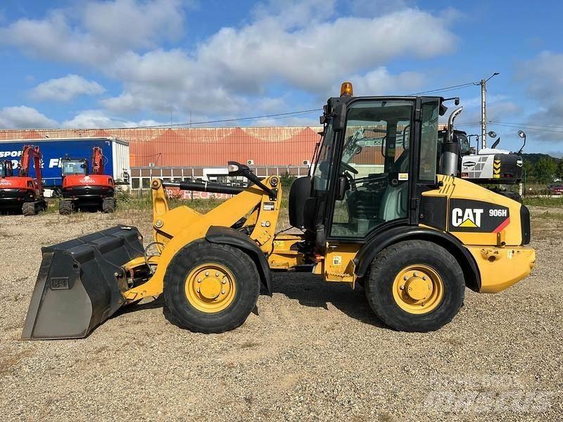 CAT 906H Utovarivači na točkove