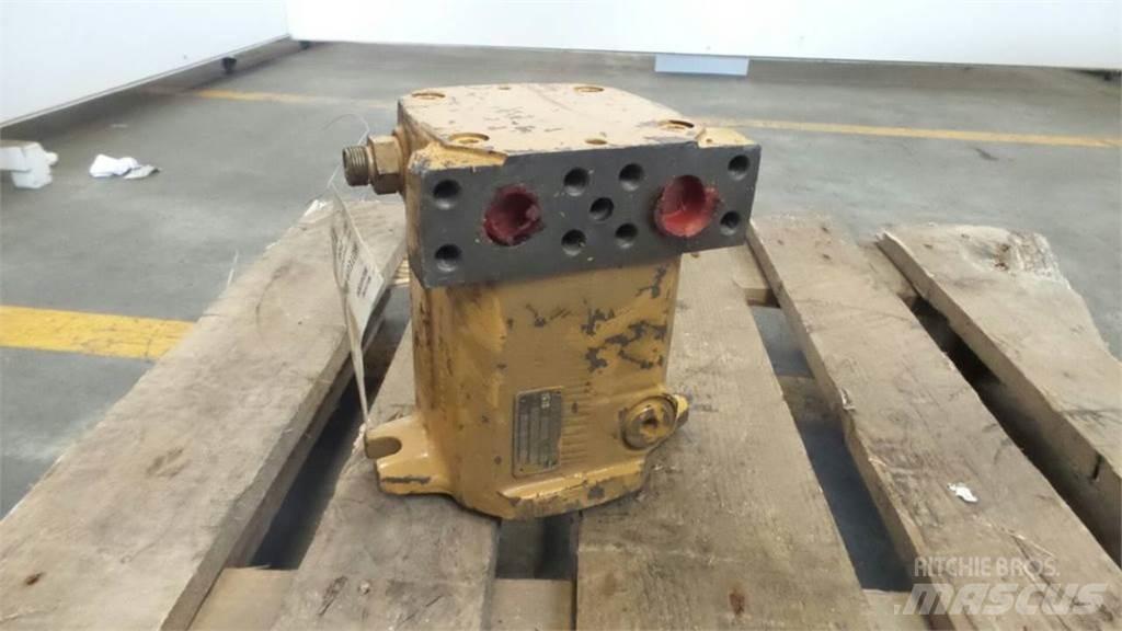 CAT 213B Hidraulika