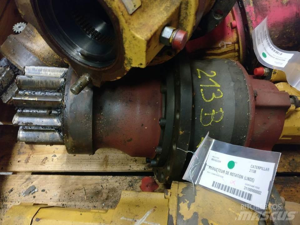 CAT 213B Transmisija