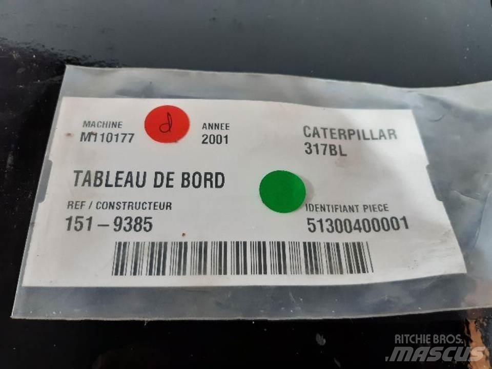 CAT 317BL Kabine i unutrašnjost