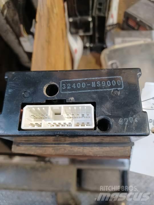CAT 318C Kabine i unutrašnjost