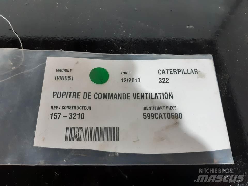 CAT 322 Kabine i unutrašnjost
