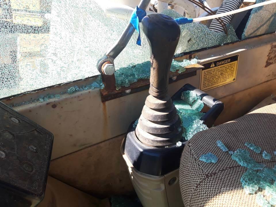 CAT 325LN Kabine i unutrašnjost
