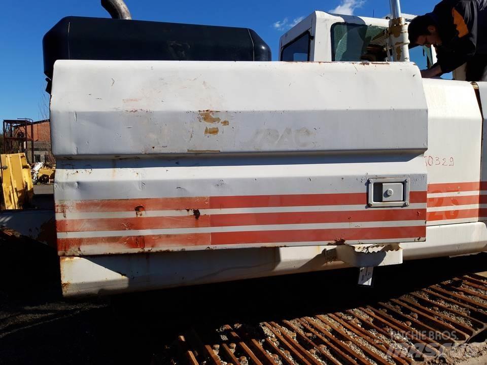 CAT 325LN Kabine i unutrašnjost