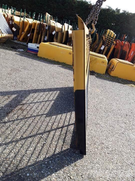 CAT 345C Kabine i unutrašnjost