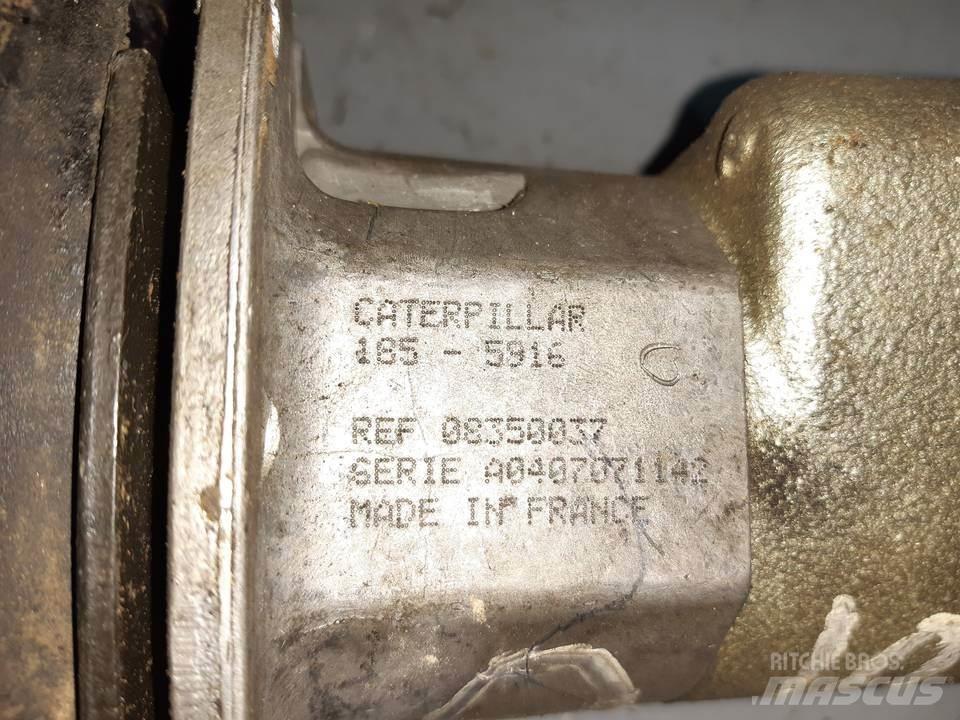CAT 432D Kabine i unutrašnjost