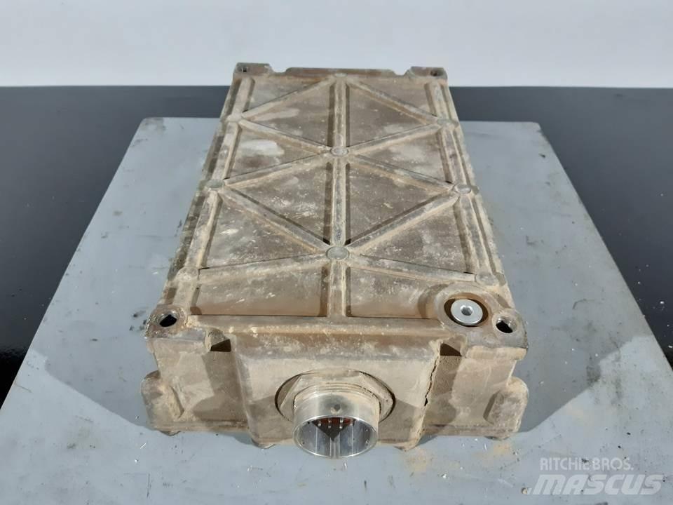 CAT 775B Kabine i unutrašnjost
