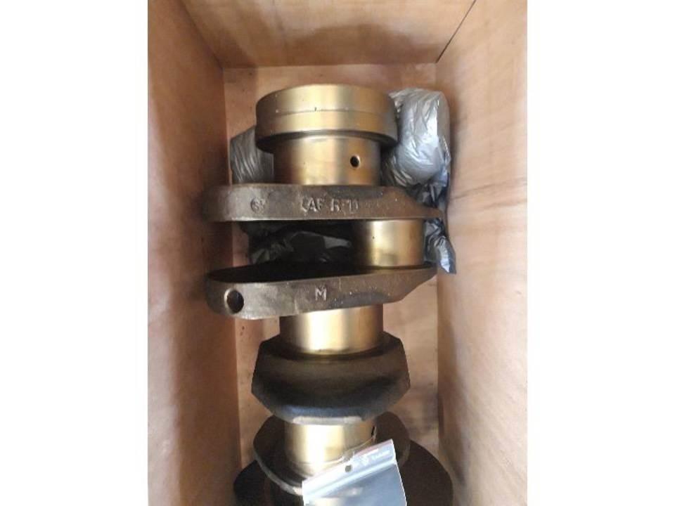 CAT 826G Motori za građevinarstvo