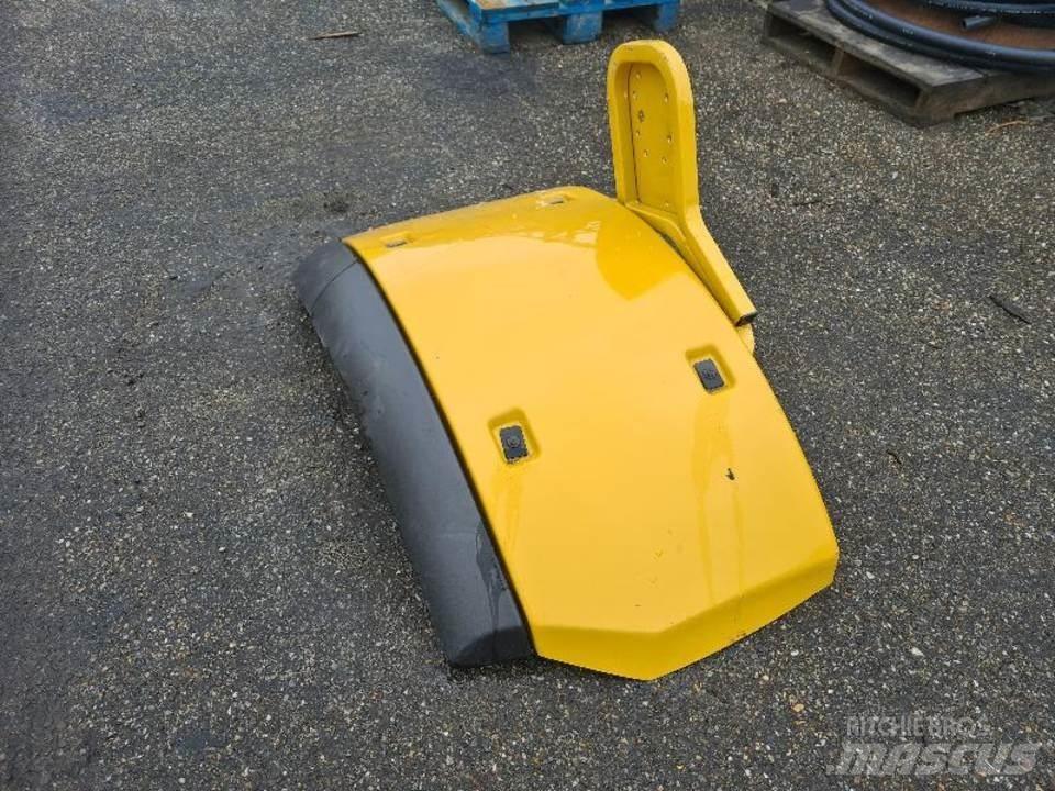 CAT 926M Kabine i unutrašnjost