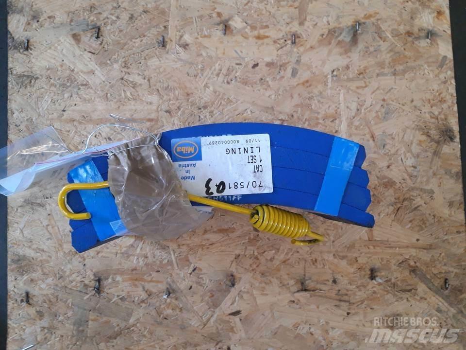 CAT 966D Gusenice za građevinarstvo