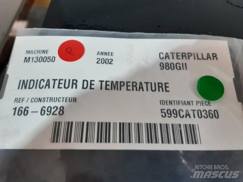 CAT 980GII Kabine i unutrašnjost