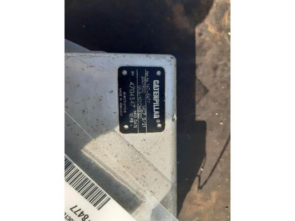 CAT M312 Kabine i unutrašnjost