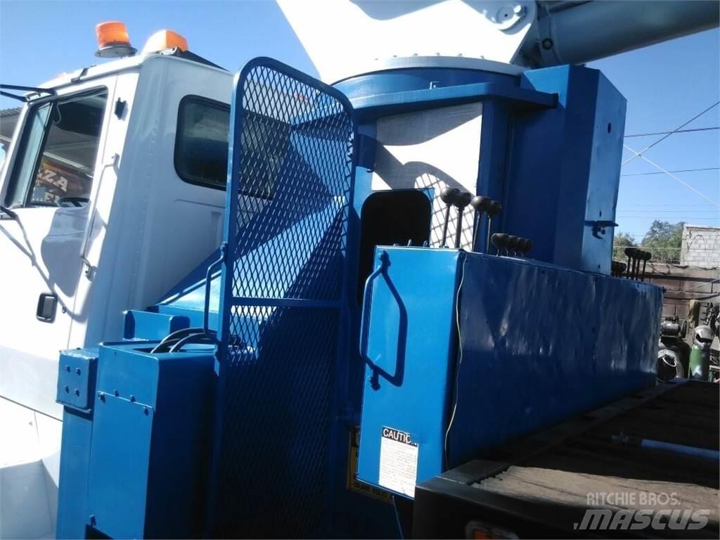 Manitex 30100 Kamioni sa kranom