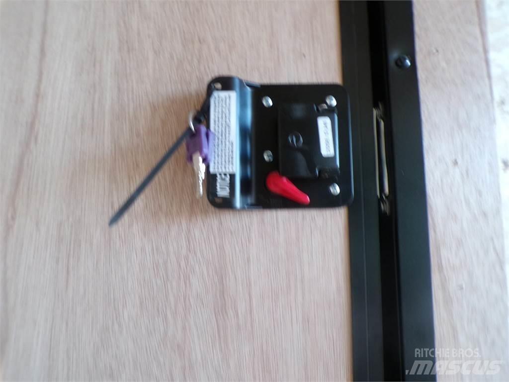  Stealth Prikolice sa sandukom