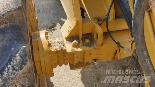 CAT 908 Utovarivači na točkove