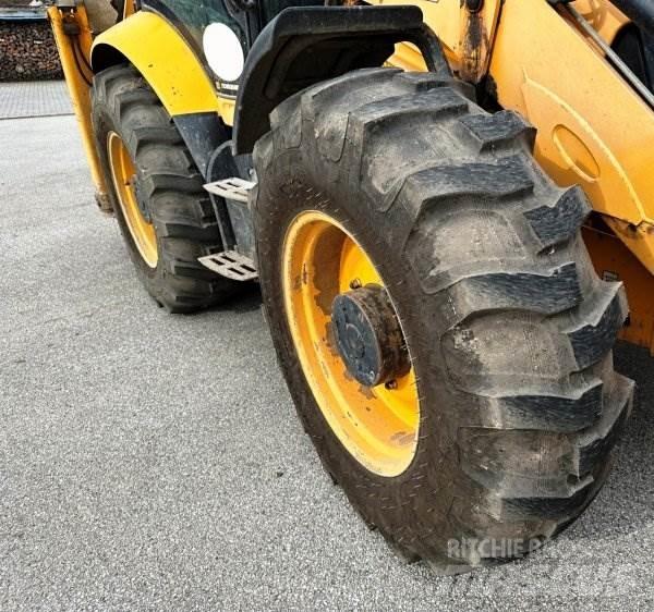 JCB 4 CX Rovokopači