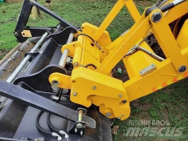 JCB 4CX +Piling Master Rovokopači