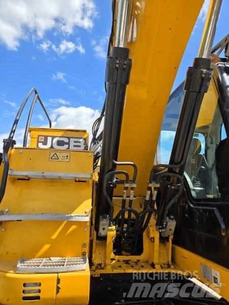 JCB JZ 235 LC Bageri guseničari