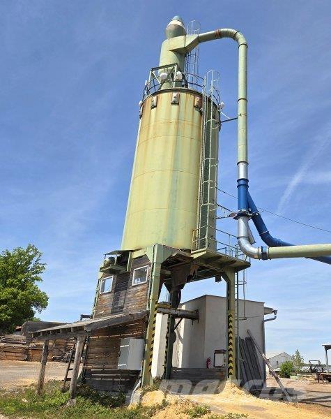  _JINÉ (CZ) DŘEVO TRUST Kamioni cisterne