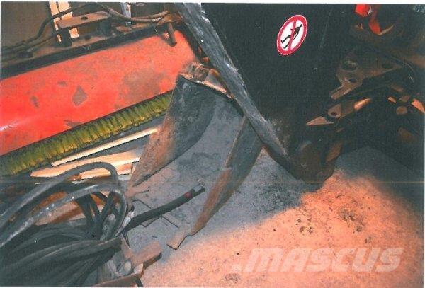  _JINÉ SK) Kovaco MZ800 Skid steer mini utovarivači