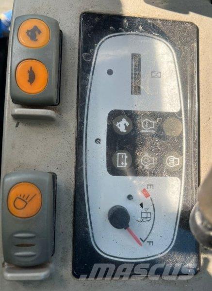 Komatsu PC 16 R-3HS Mini bageri < 7t