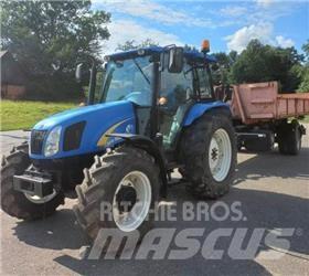 New Holland T5040 Kiperi prikolice