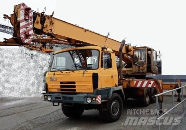 Tatra 815 +AD 20.2 (CKD Kamioni sa kranom