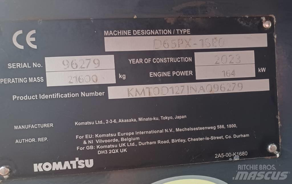Komatsu D65PX-18 Buldožeri guseničari