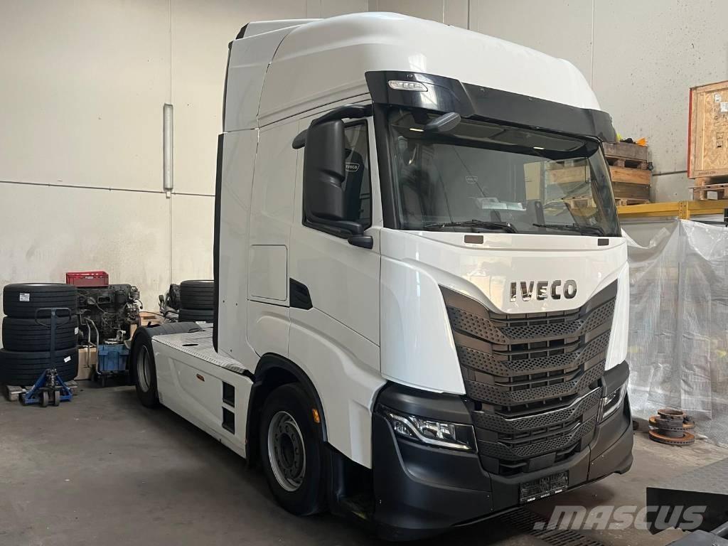 Iveco S-Way AS 440 Tegljači