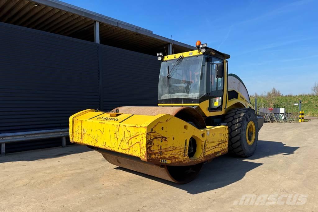 Bomag BW 226 BVC-5 Valjci sa jednim bubnjem