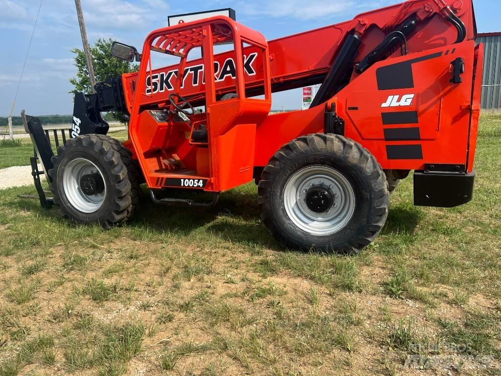 SkyTrak 10054 Viljuškari - ostalo
