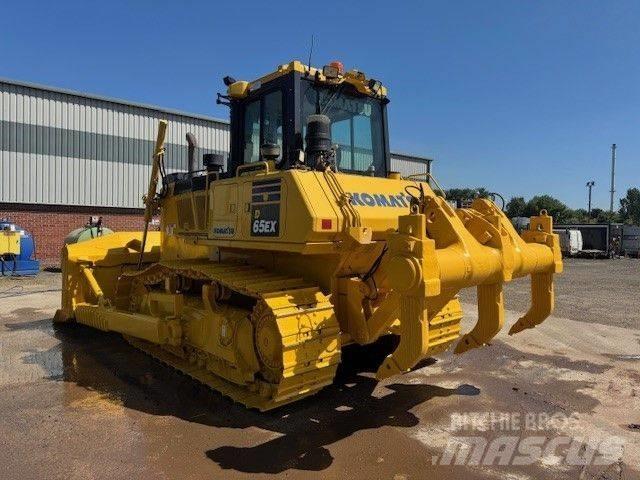 Komatsu D65EX-18 Buldožeri guseničari