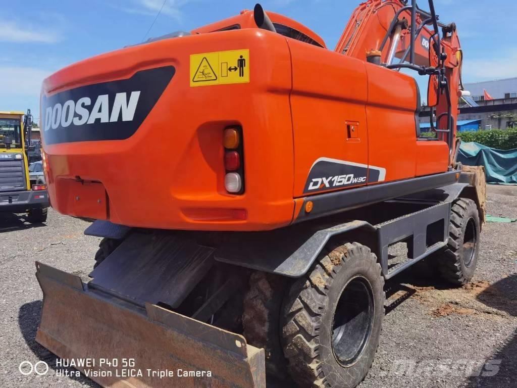 Doosan DX150W-9C Bageri točkaši
