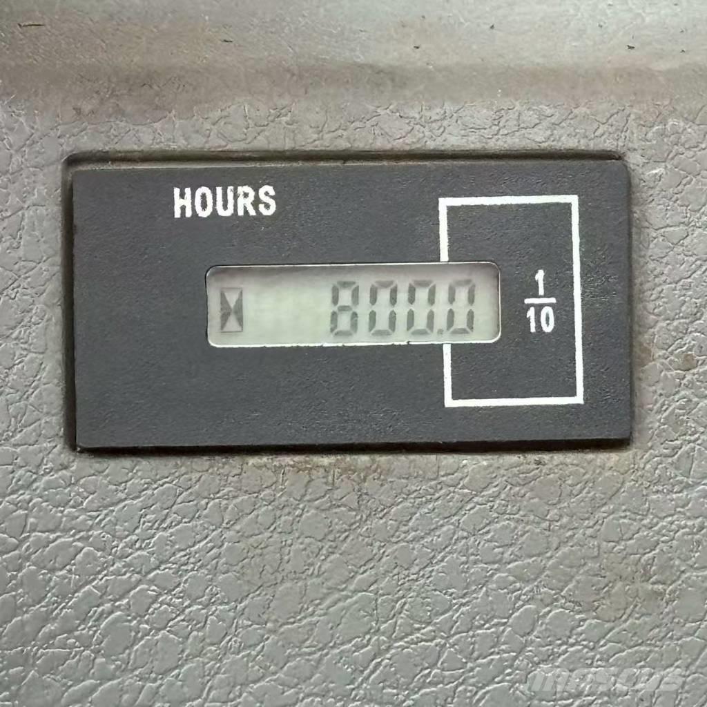 Doosan DX 140 Bageri guseničari