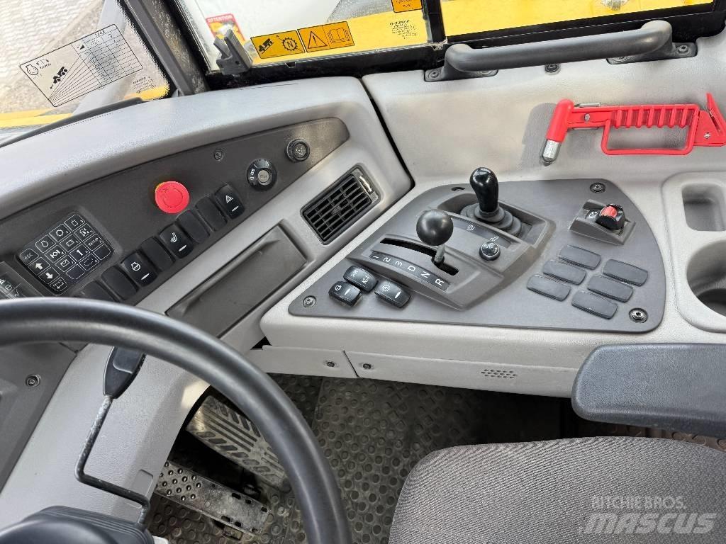 Volvo A 25 G Zglobni damperi