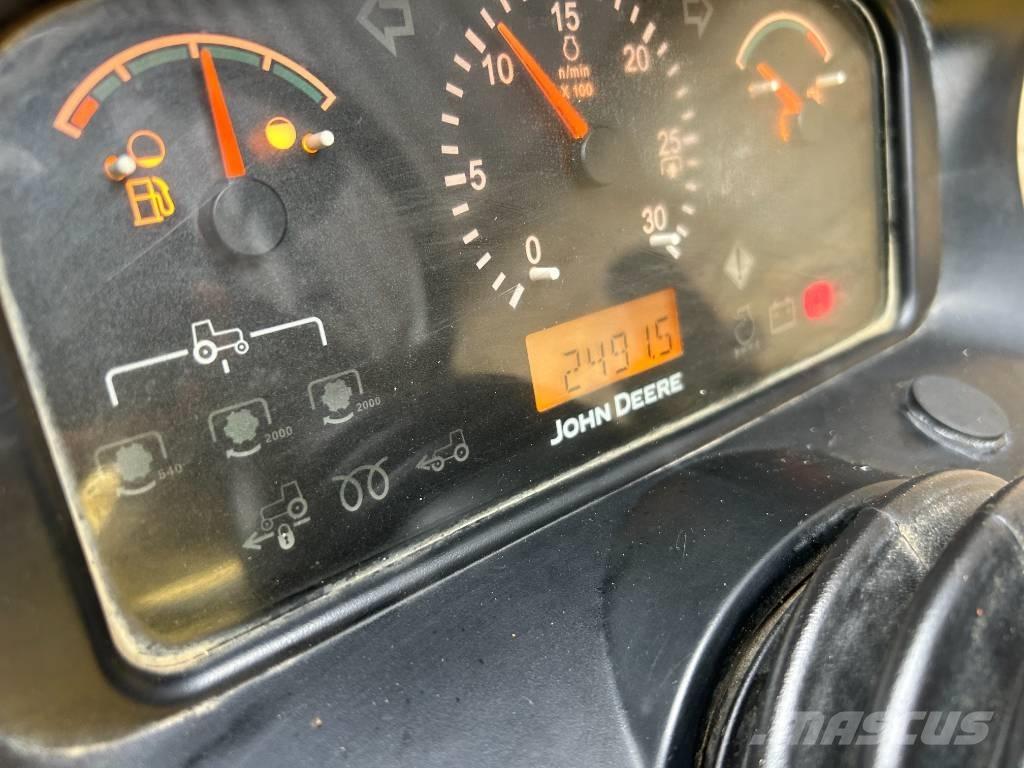 John Deere 3520 Manji traktori