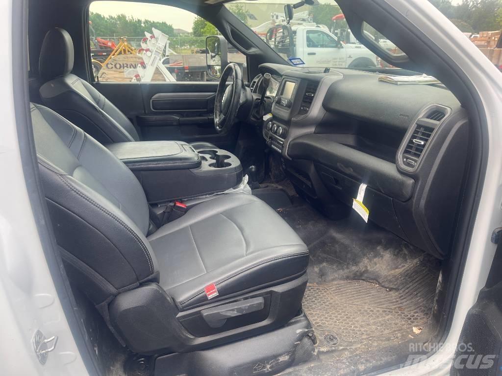 RAM 5500 Kamioni sa otvorenim sandukom