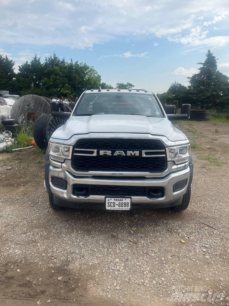 RAM 5500 Kamioni sa otvorenim sandukom
