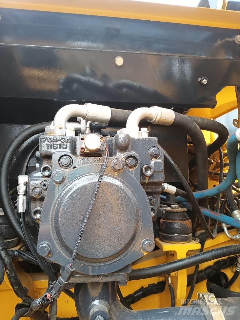 Komatsu PC 160 Bageri guseničari