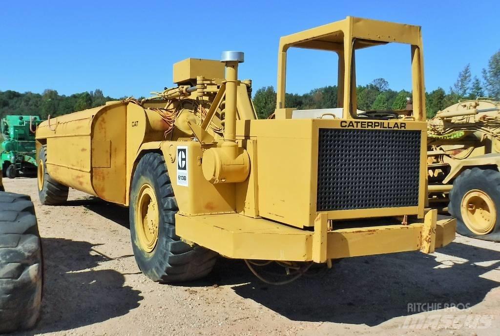CAT 613 B Kamioni za vodu