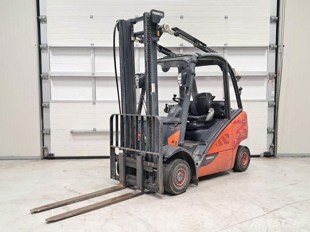 Linde H25D-02 Dizelski viljuškari