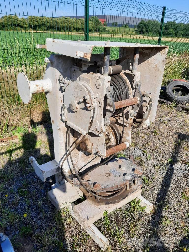 Bobcat Treuil / Winch Teleskopski viljuškari