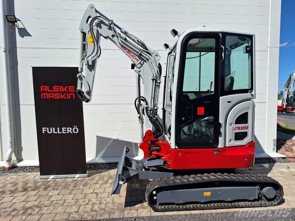 Takeuchi TB325R Mini bageri < 7t