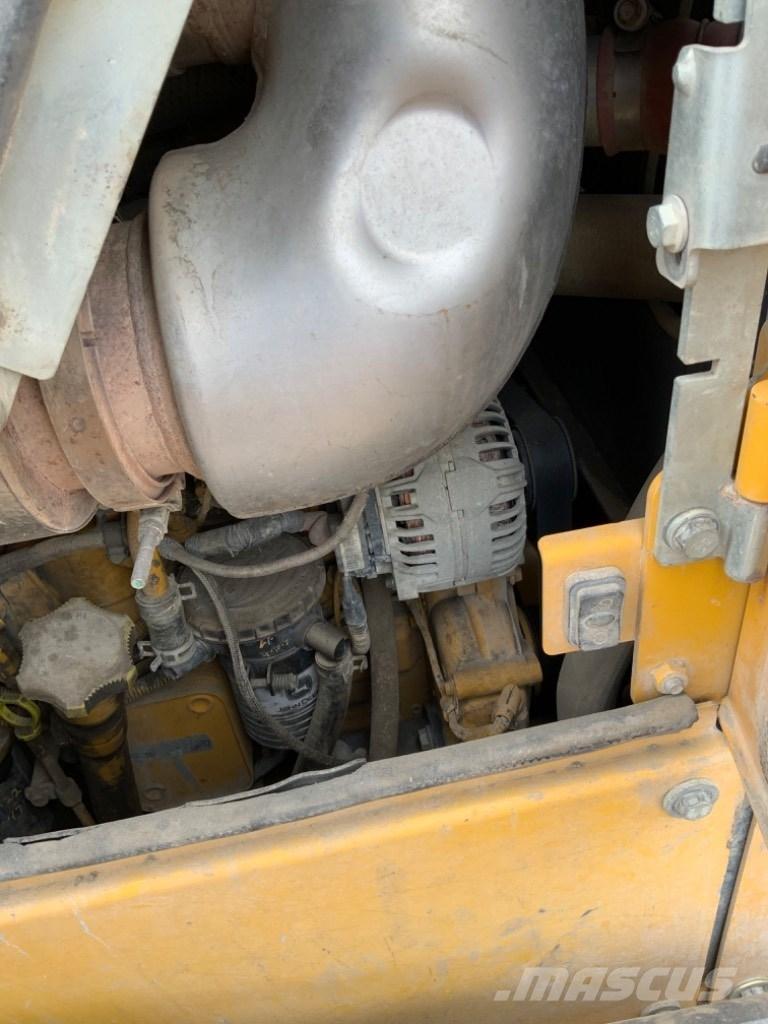 John Deere 850k WLT Buldožeri guseničari