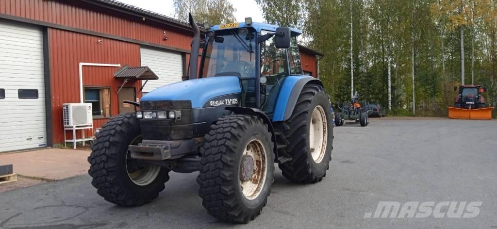 New Holland 8560 RC Traktori