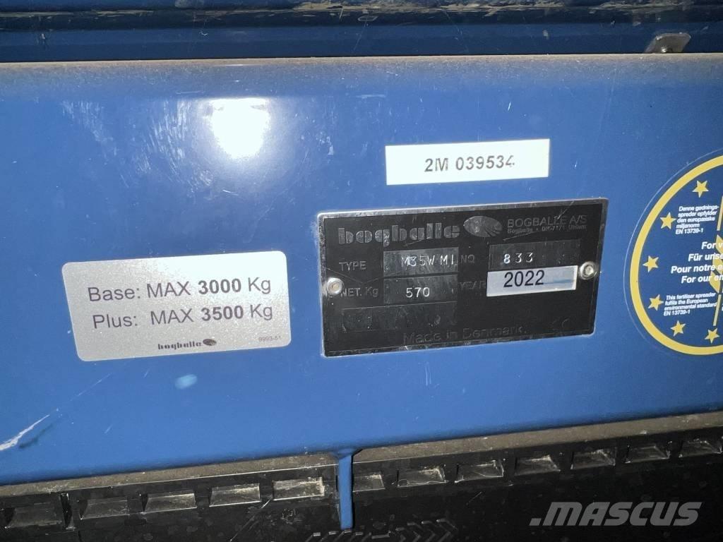 Krm M35W PLUS Rasturači mineralnog đubriva