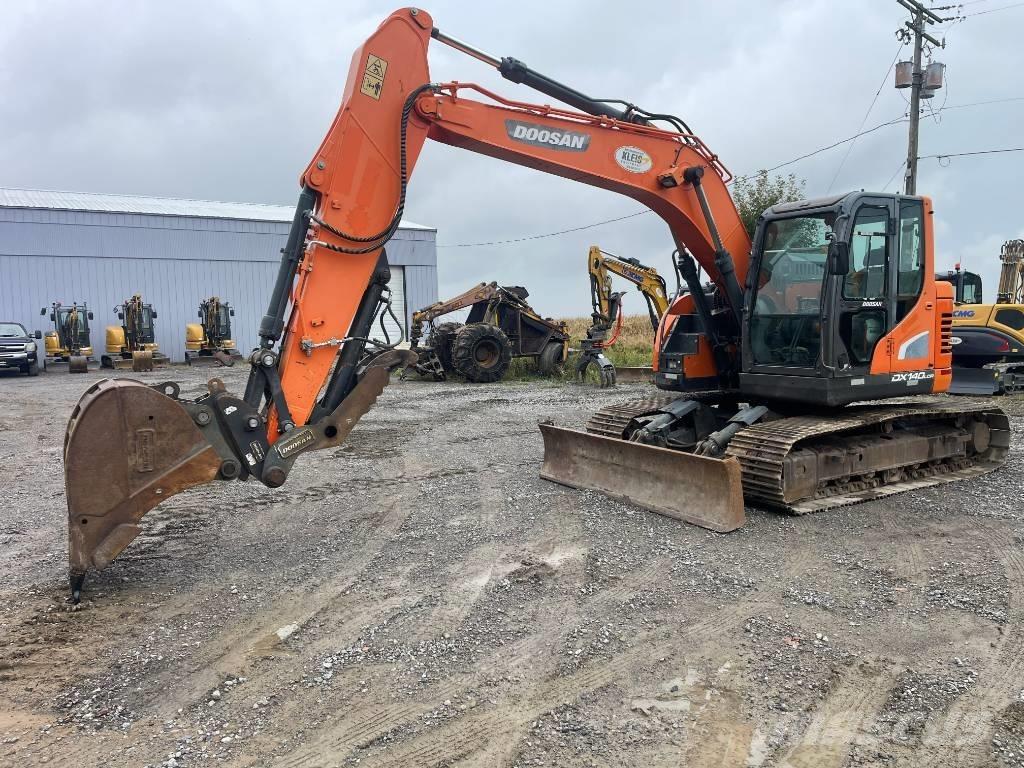 Doosan DX 140 LCR Bageri guseničari