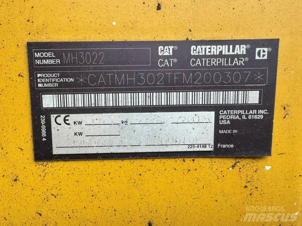 CAT MH3022 Polovni specijalni bageri